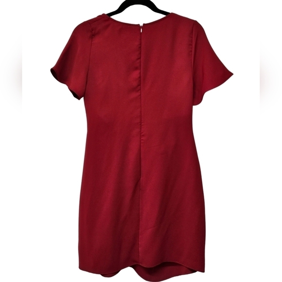 Everly tie front, flutter sleeve, mini dress in wine red - Picture 8 of 8